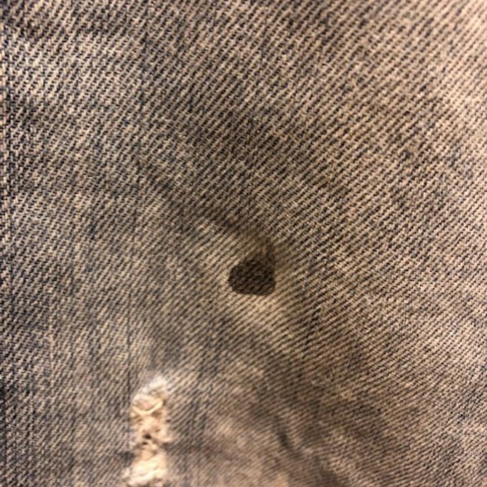 Guess Ripped Jeans - Picture 4 of 7